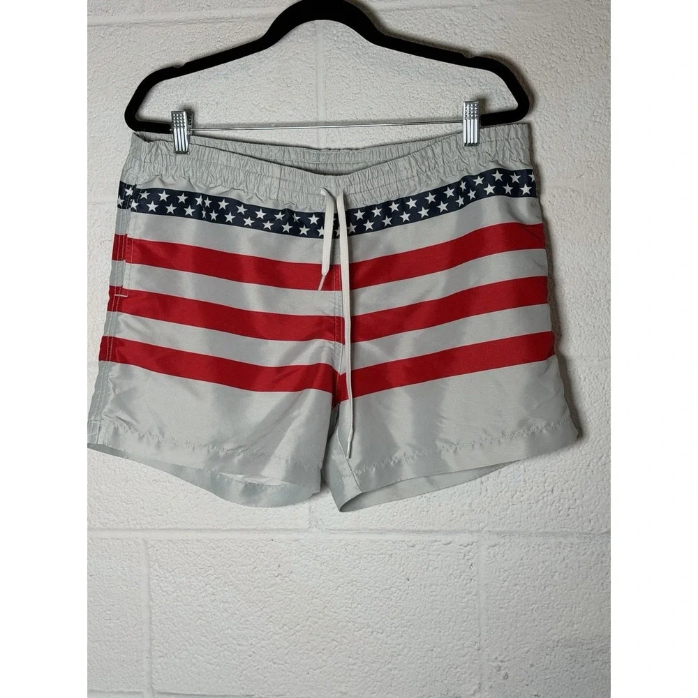 Chubbies USA Flag Swim Trunks Men's Large L Patriotic Lined Beach Shorts USA